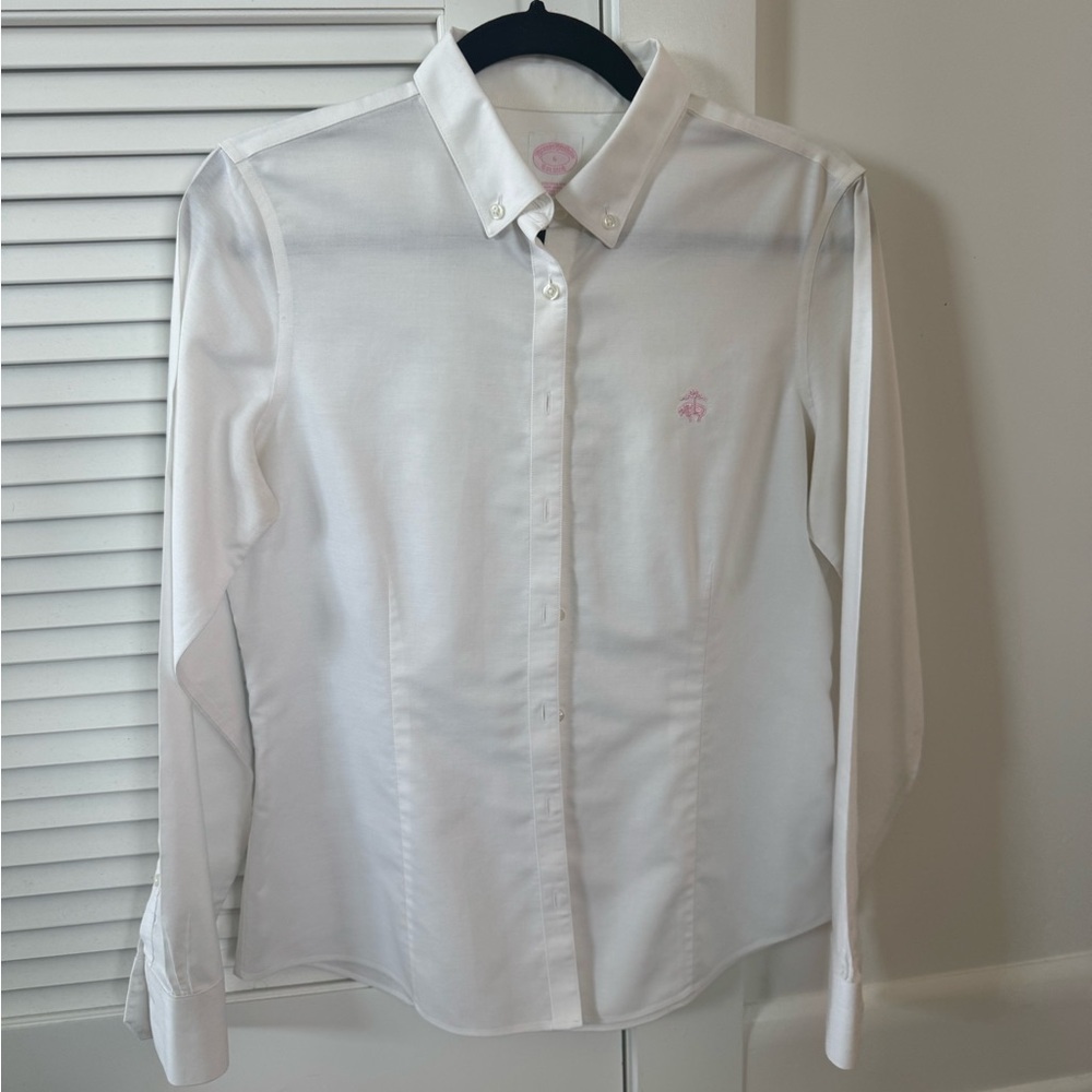 Brooks Brothers Tailored Non-Iron Dress Shirt Timeless Style